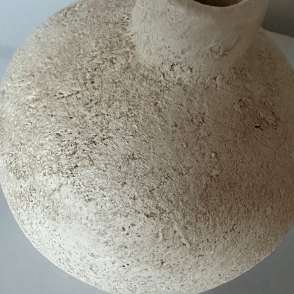 2 Vases by Threshold - Picture 3 of 5